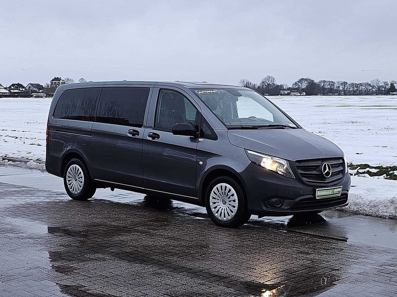 Mercedes-Benz Vito thumbnail 4