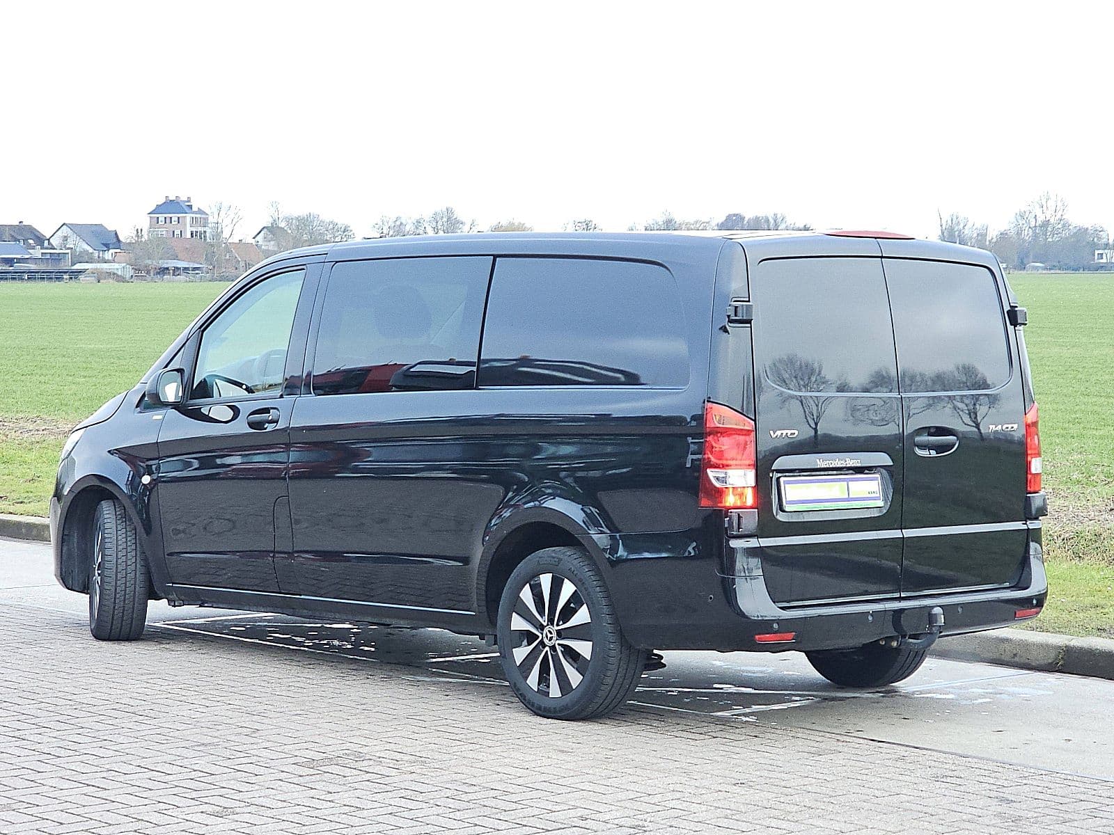 Mercedes-Benz Vito thumbnail 5