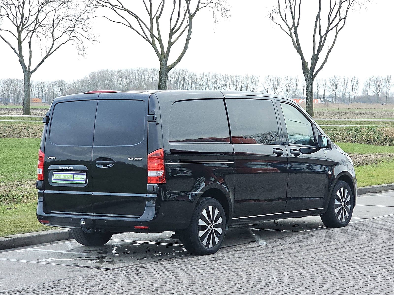 Mercedes-Benz Vito thumbnail 3