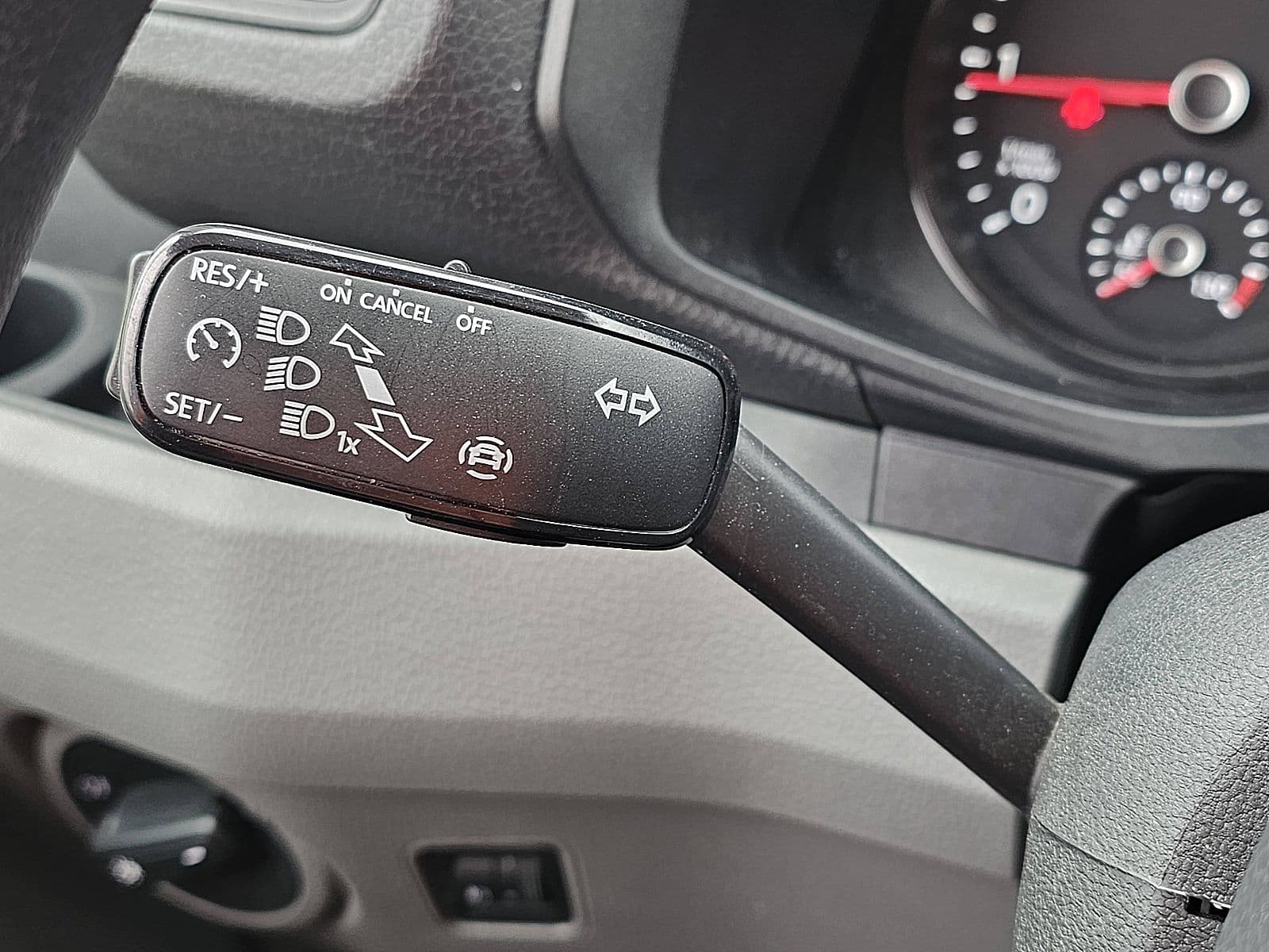 Volkswagen Crafter thumbnail 11