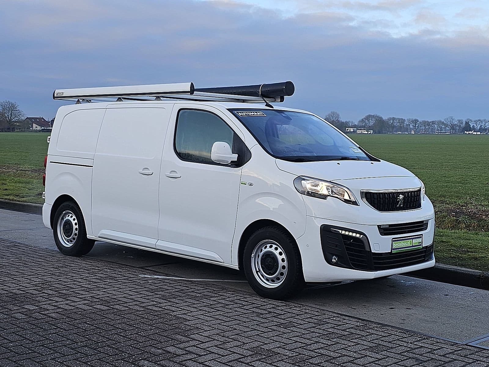 Peugeot Expert thumbnail 4