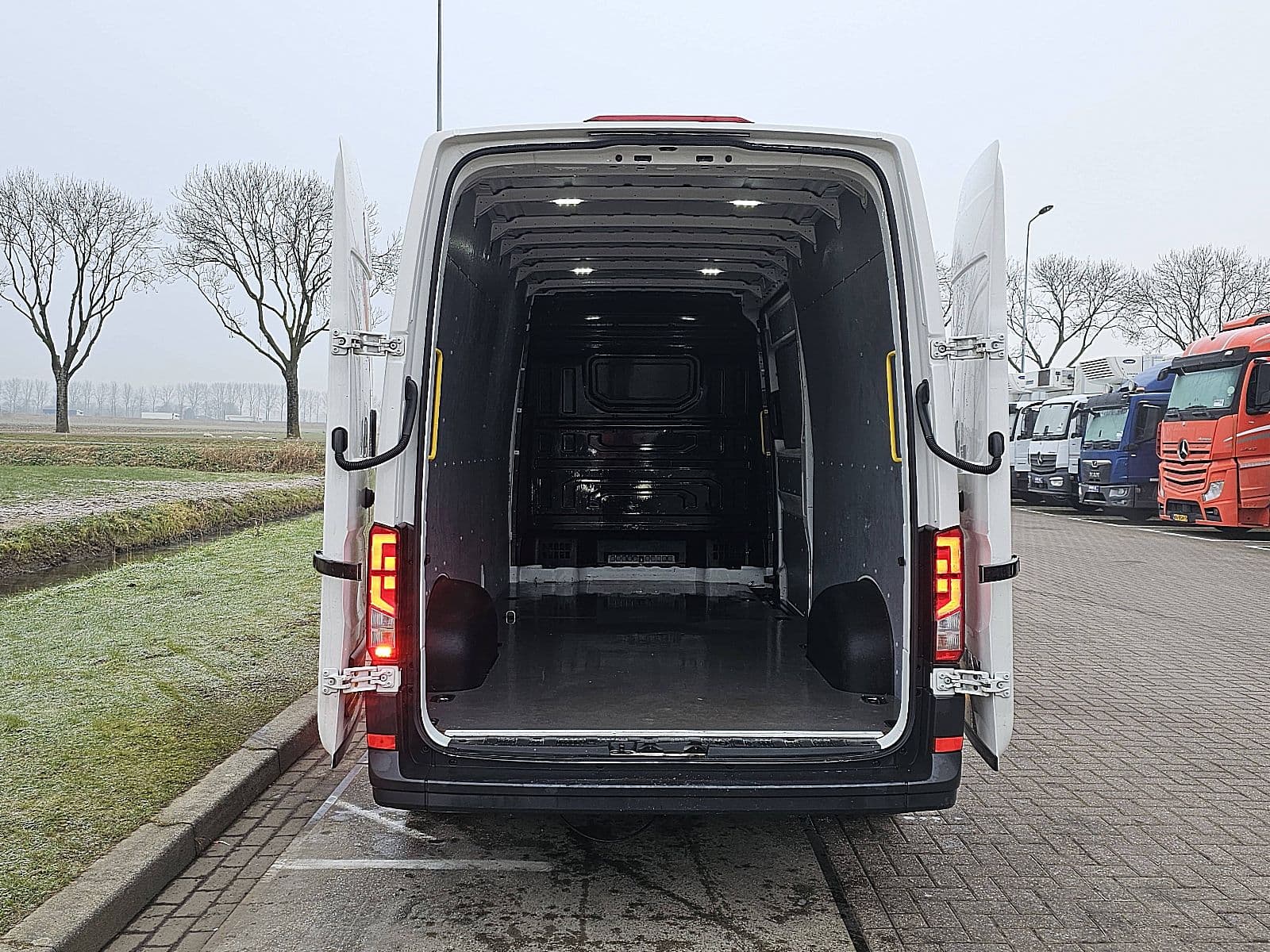 M.A.N. Tge thumbnail 12