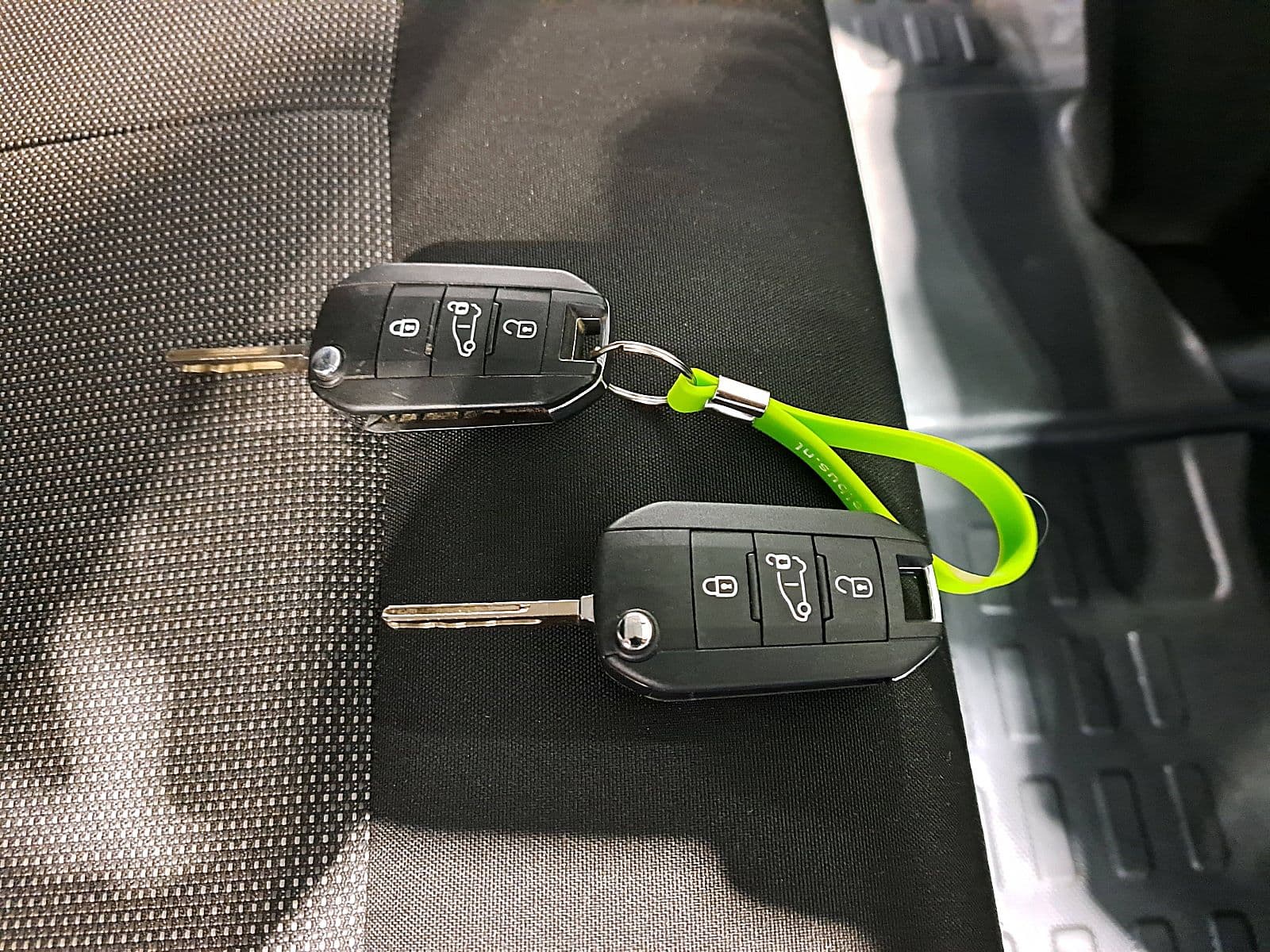 Opel Vivaro thumbnail 10