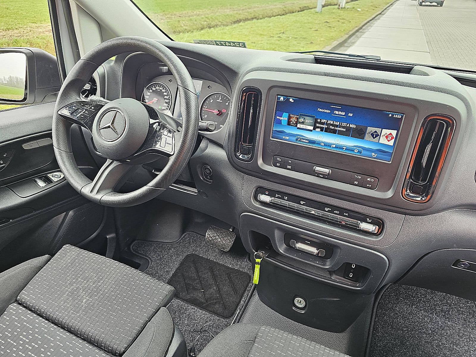 Mercedes-Benz Vito thumbnail 7