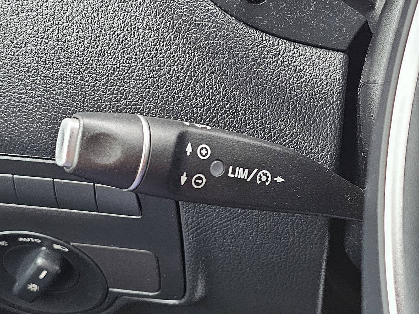 Mercedes-Benz Vito thumbnail 12