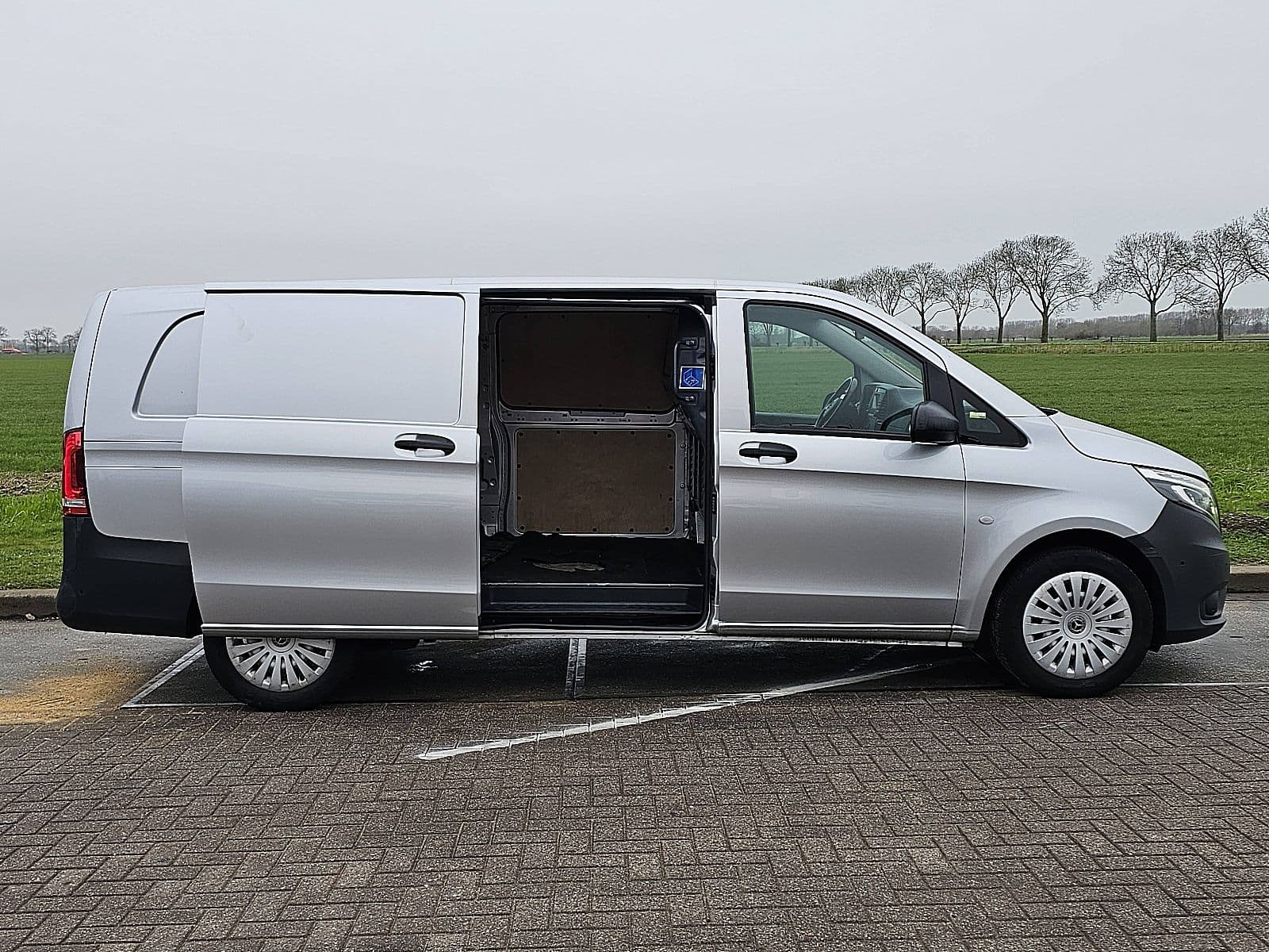 Mercedes-Benz Vito thumbnail 15