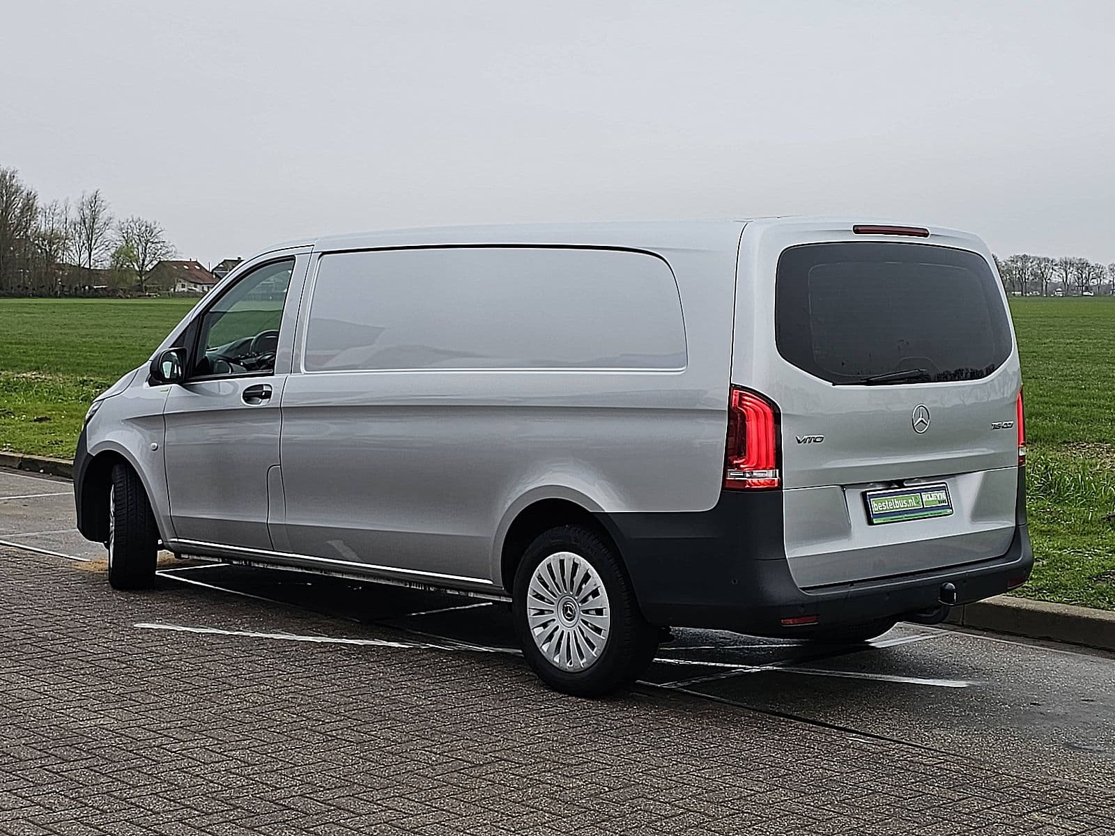 Mercedes-Benz Vito thumbnail 5