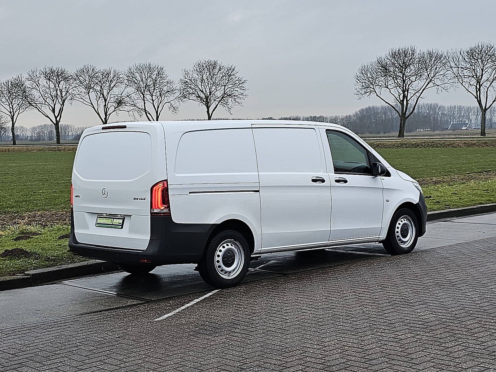 Mercedes-Benz Vito thumbnail 3
