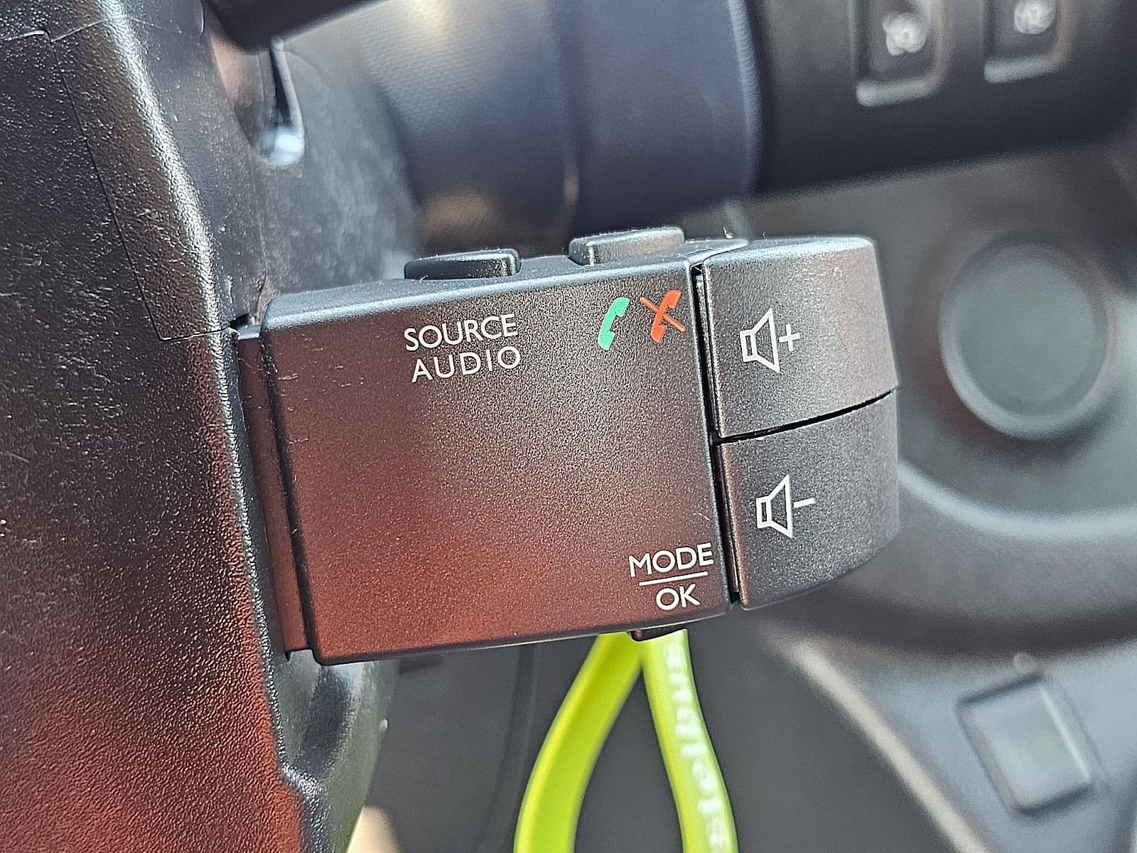 Opel Vivaro thumbnail 11