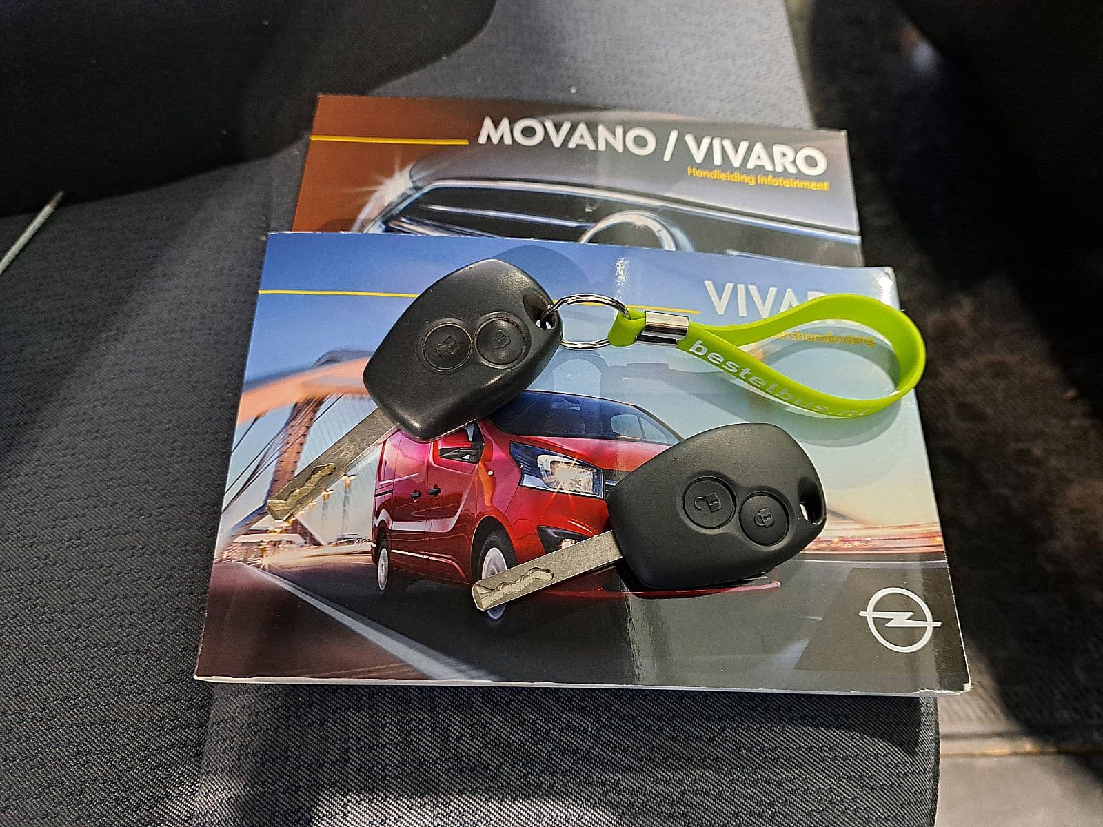 Opel Vivaro thumbnail 13