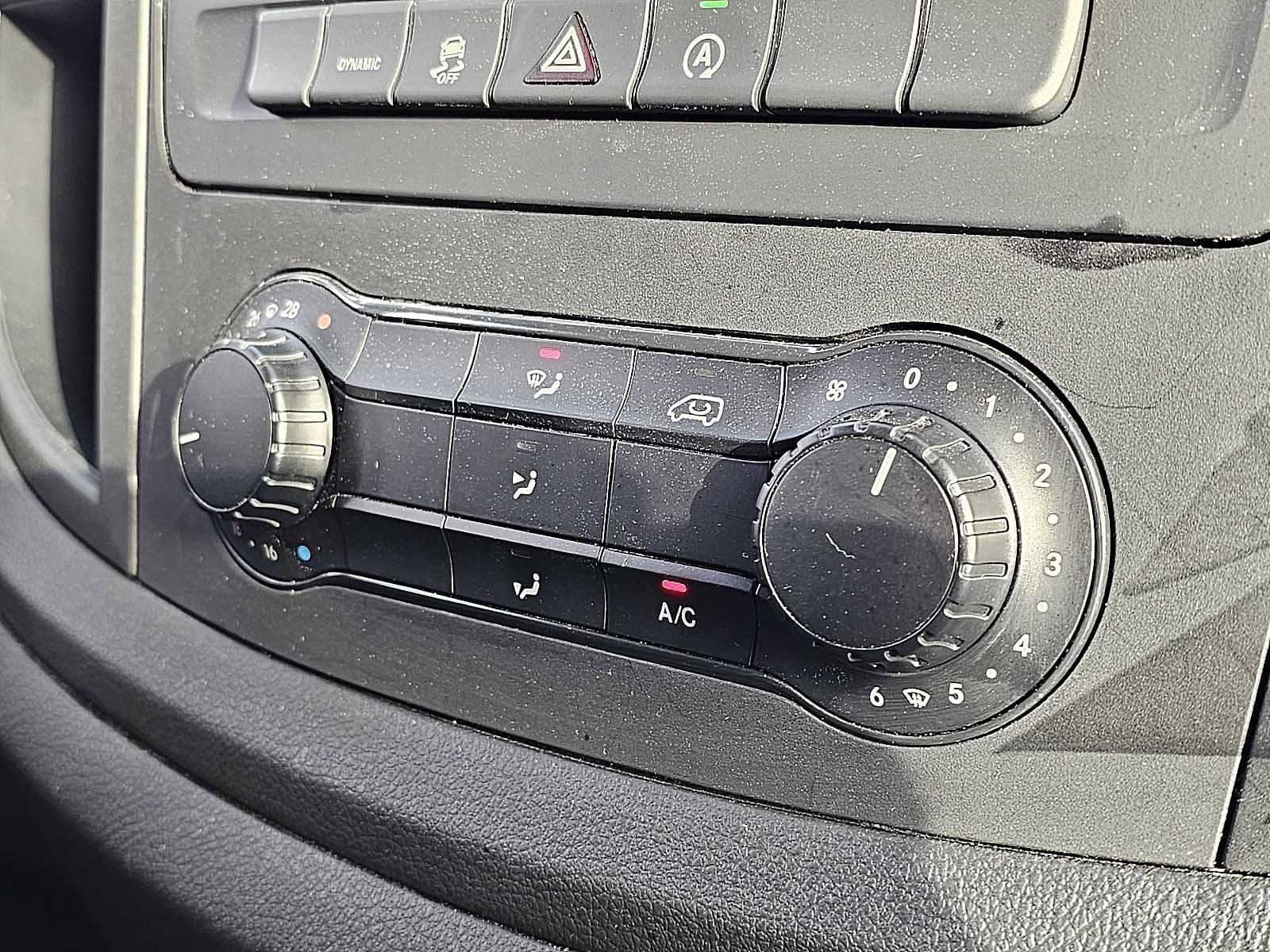 Mercedes-Benz Vito thumbnail 9