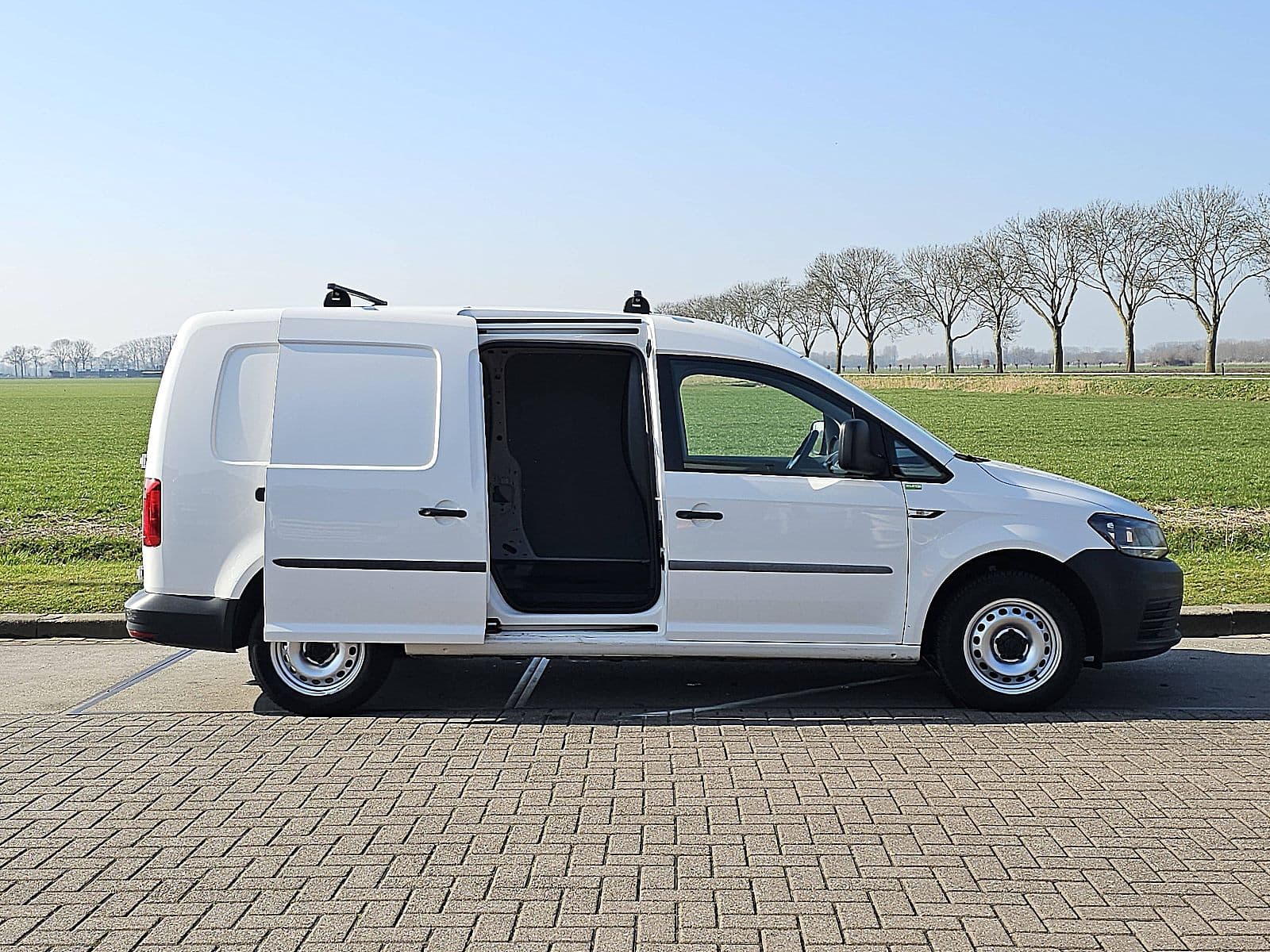 Volkswagen Caddy thumbnail 12