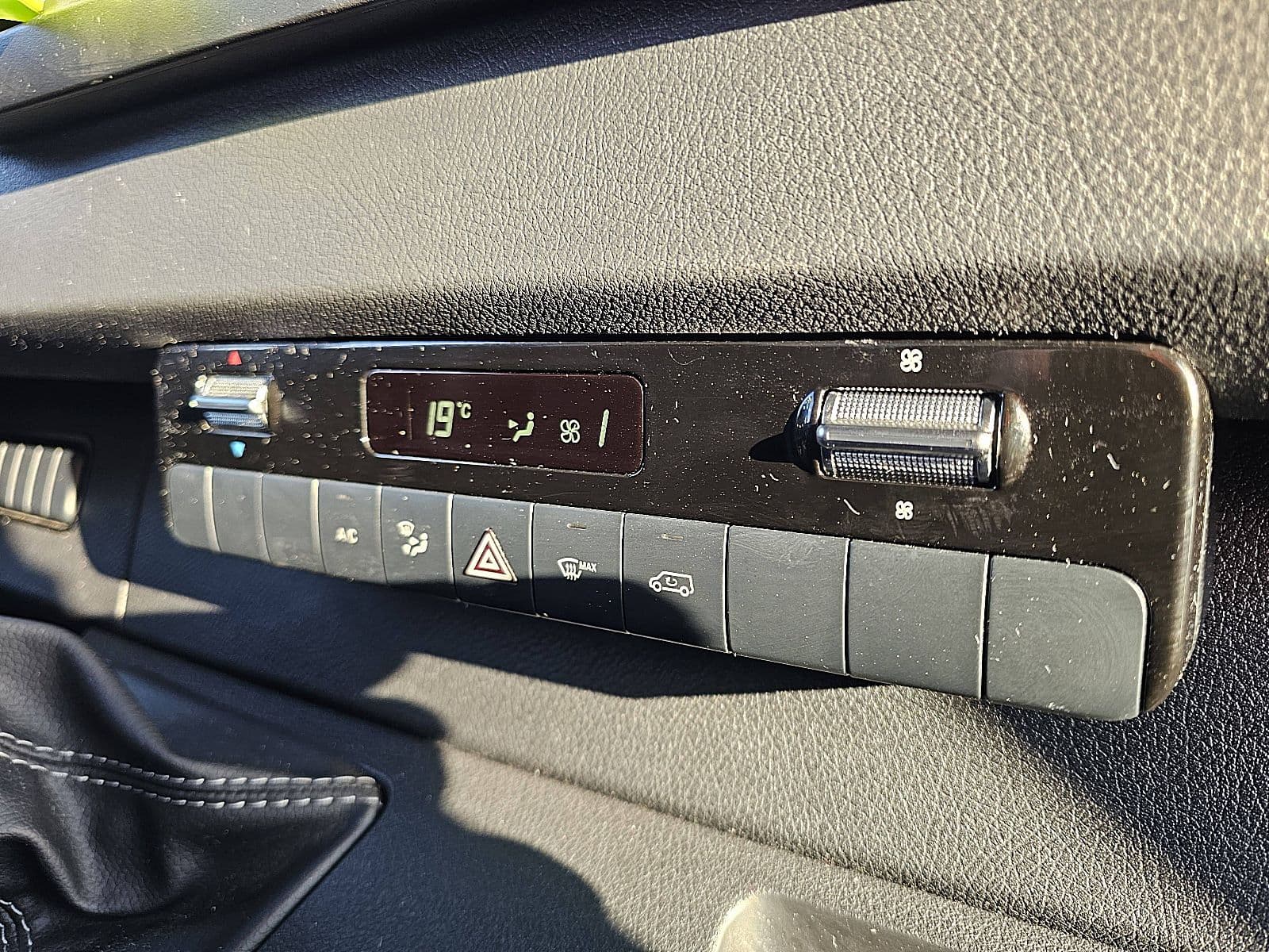 Mercedes-Benz Sprinter thumbnail 9