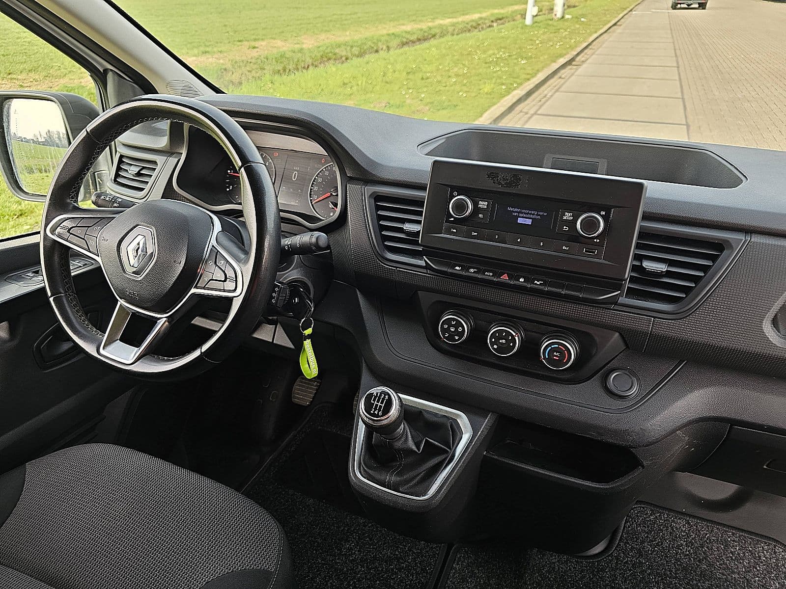 Renault Trafic thumbnail 7