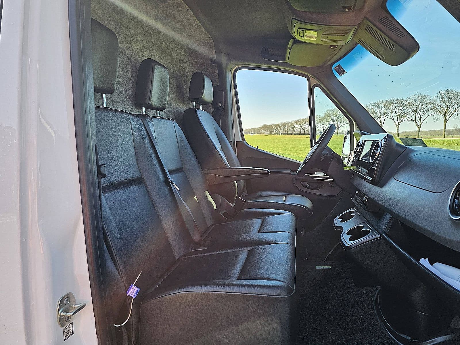 Mercedes-Benz Sprinter thumbnail 6