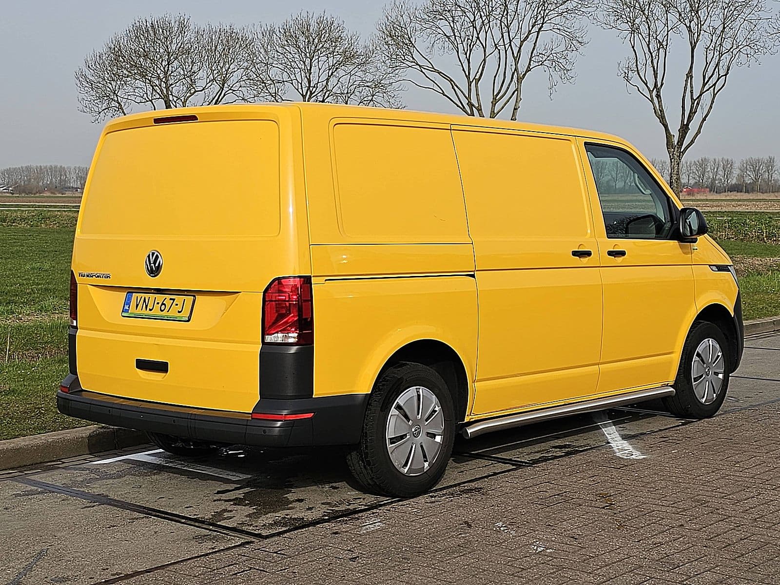 Volkswagen Transporter thumbnail 3