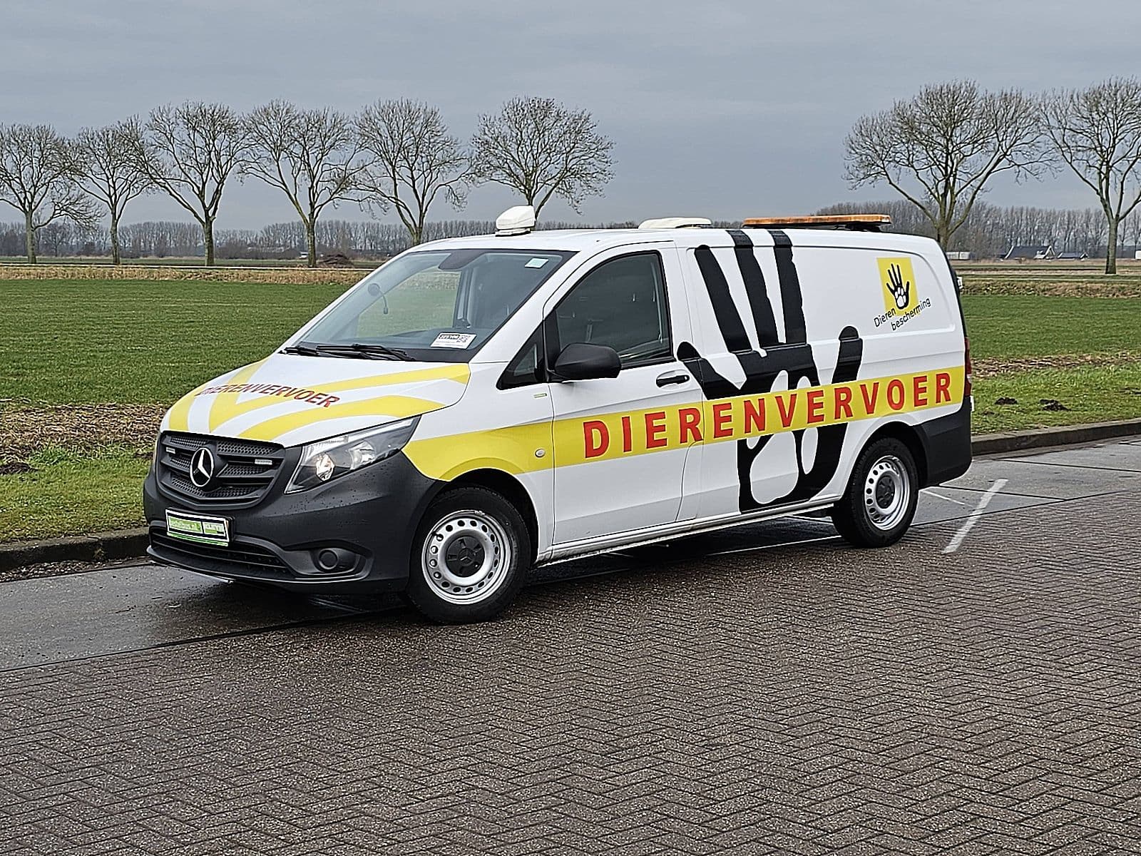 Mercedes-Benz Vito thumbnail 2