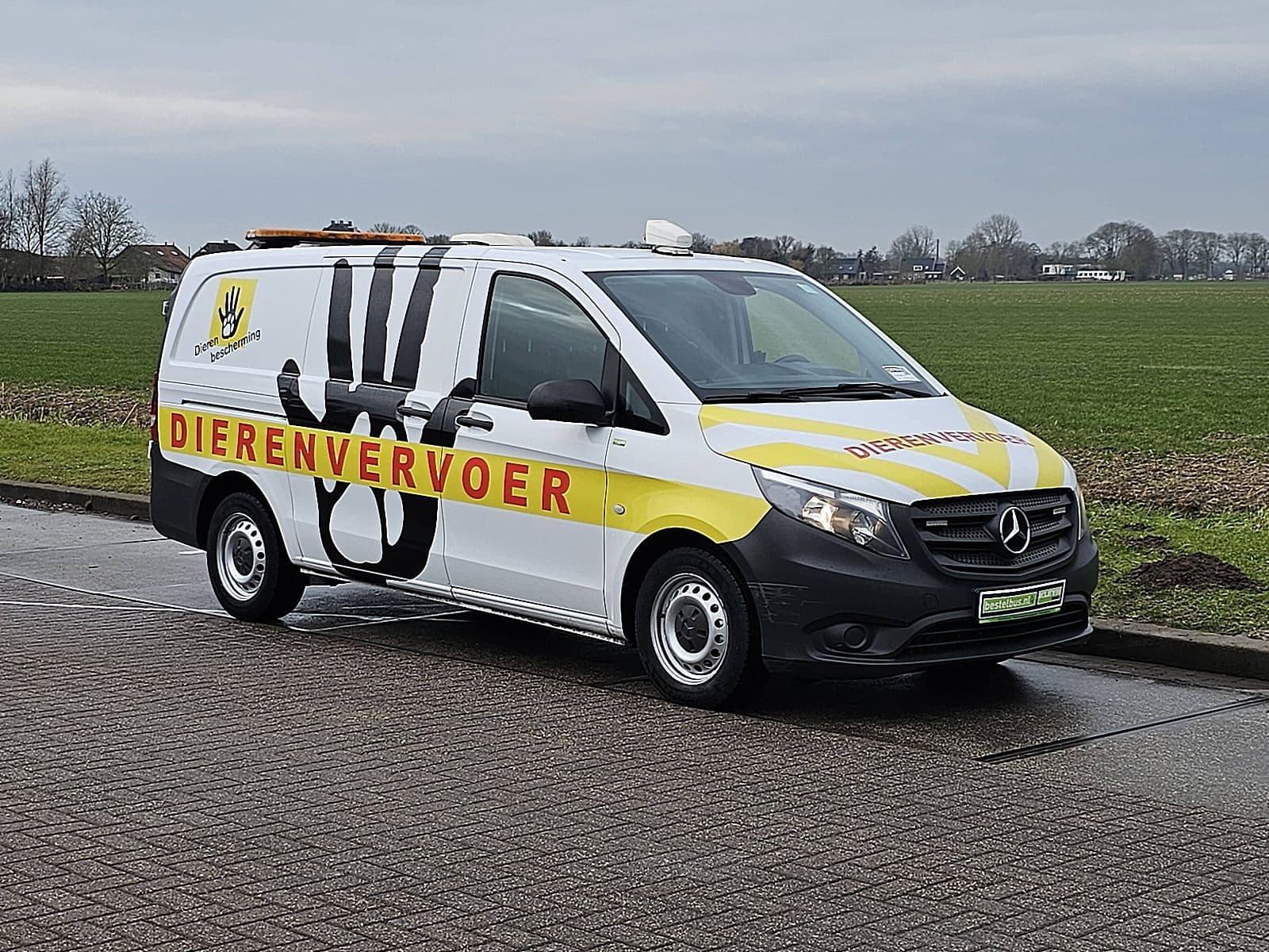 Mercedes-Benz Vito thumbnail 4