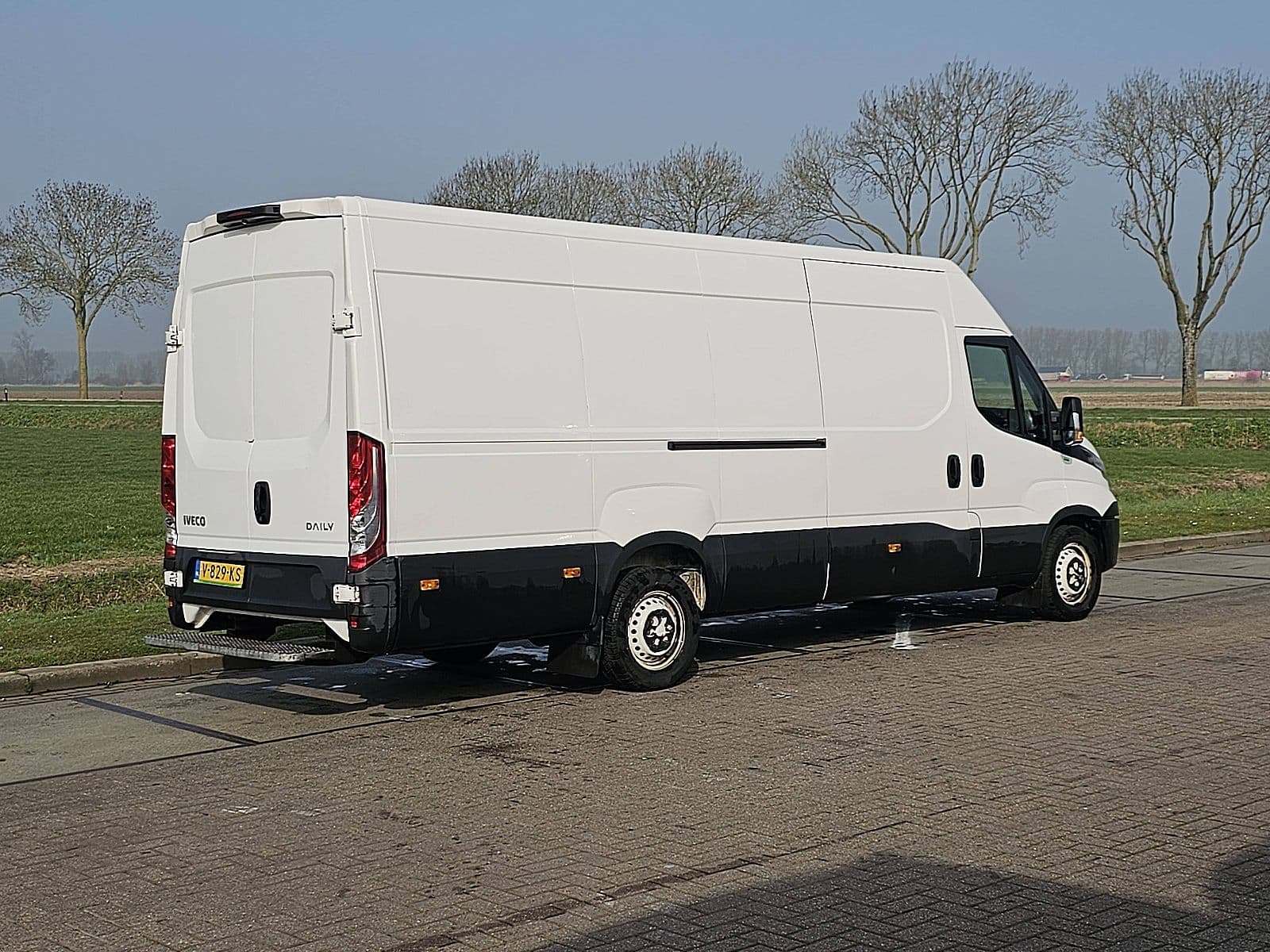 Iveco Daily thumbnail 3