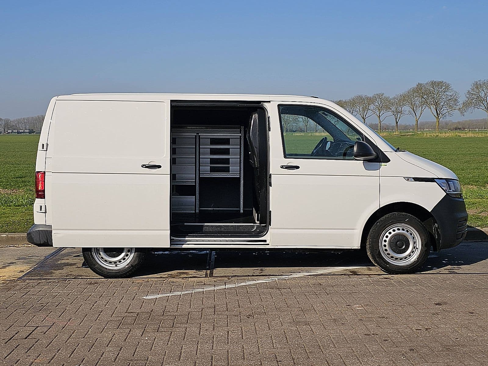 Volkswagen Transporter thumbnail 13