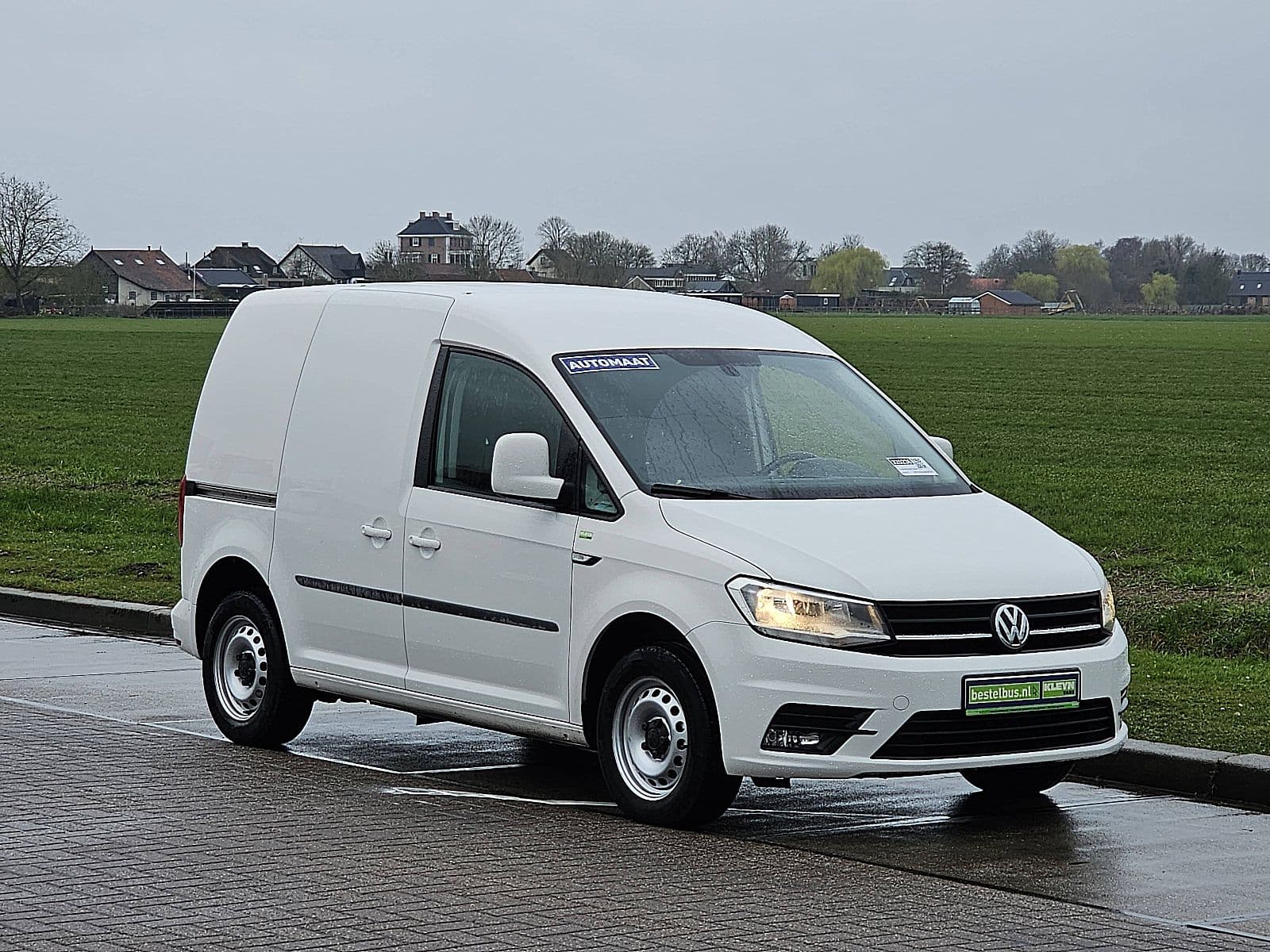 Volkswagen Caddy thumbnail 4
