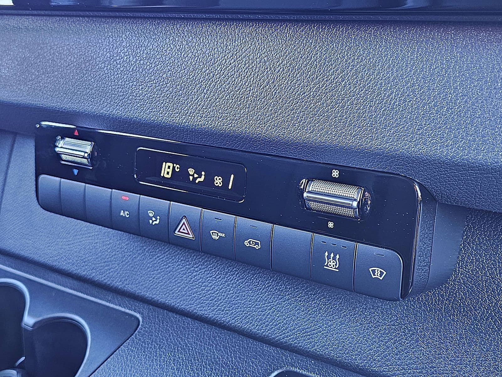 Mercedes-Benz Esprinter thumbnail 10