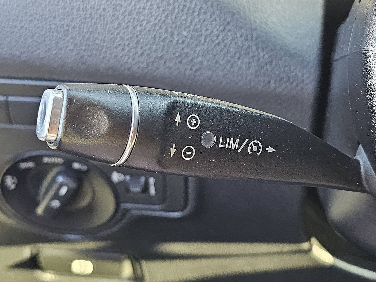 Mercedes-Benz Vito thumbnail 13