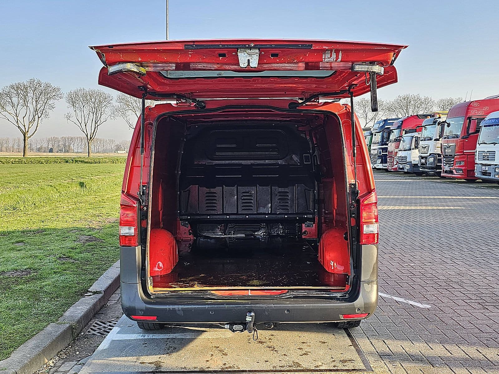 Mercedes-Benz Vito thumbnail 15