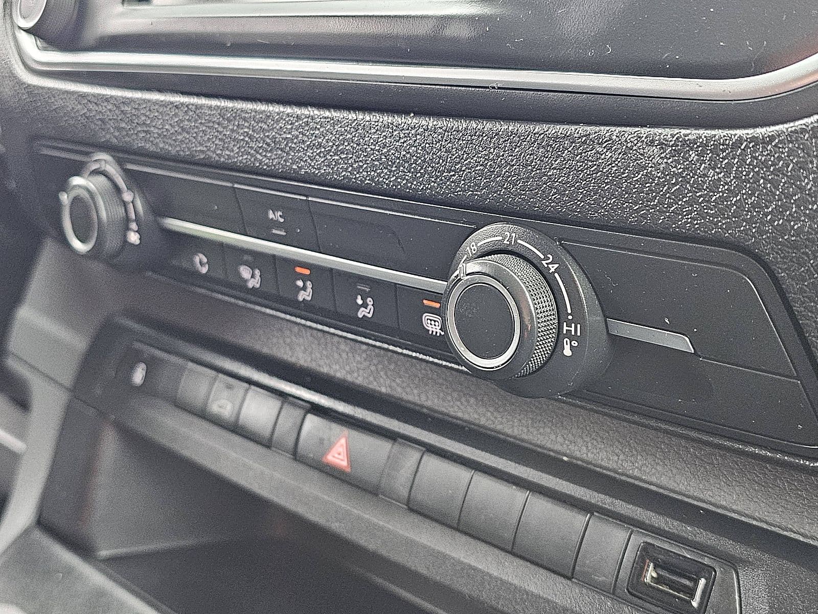 Opel Vivaro thumbnail 9