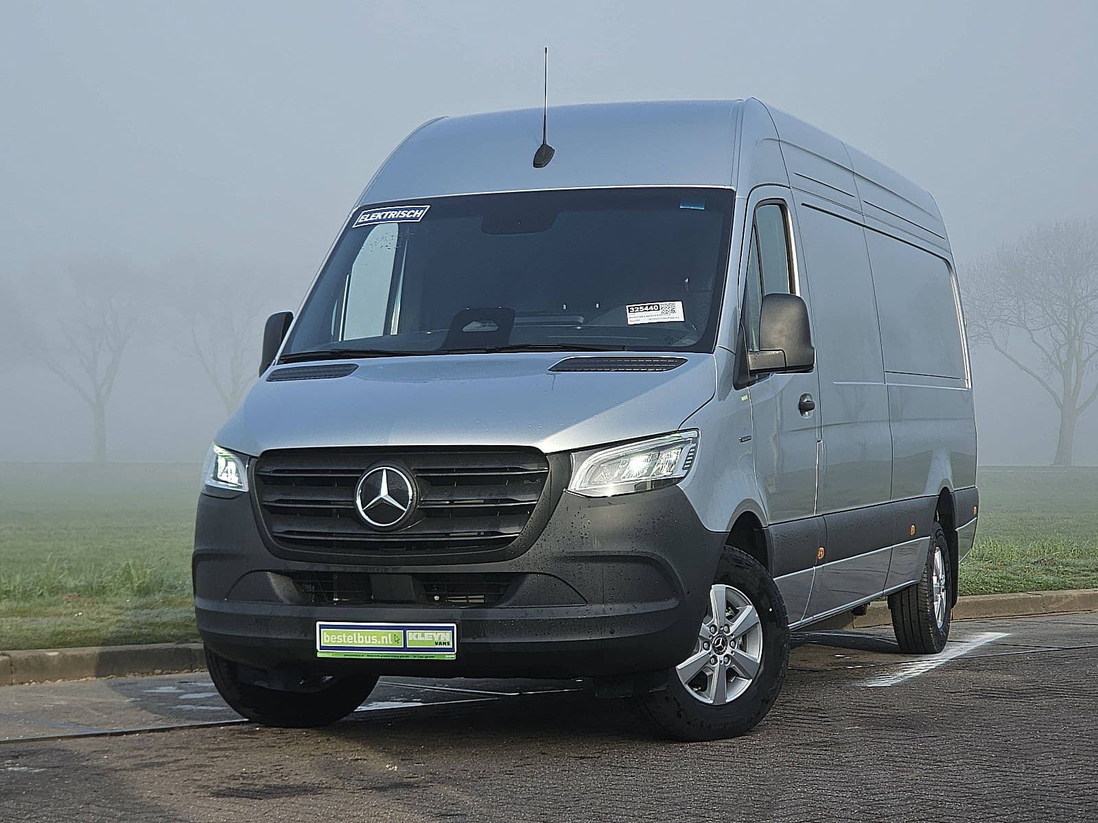 Mercedes-Benz Esprinter