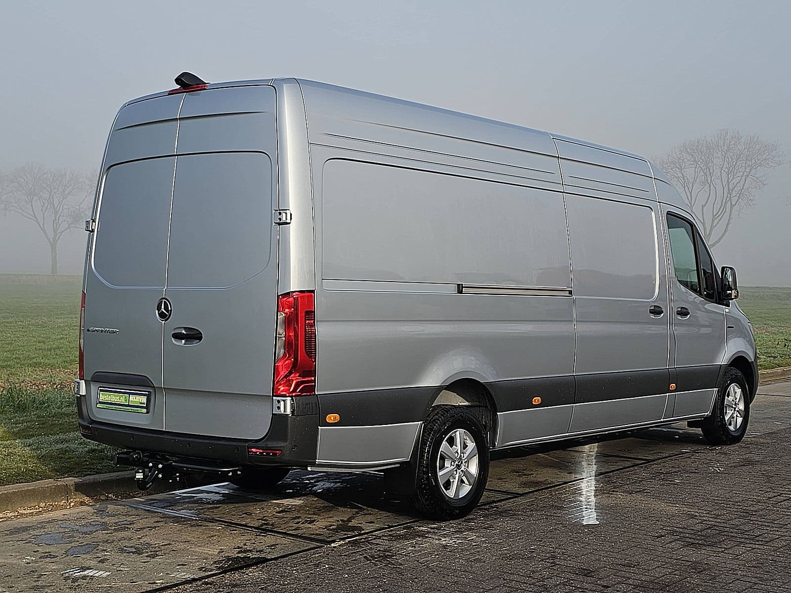 Mercedes-Benz Esprinter thumbnail 3