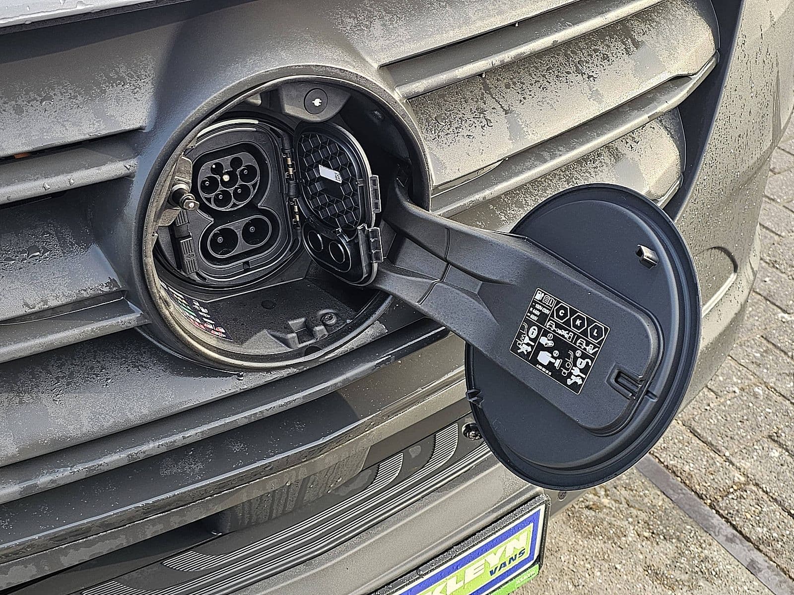 Mercedes-Benz Esprinter thumbnail 22