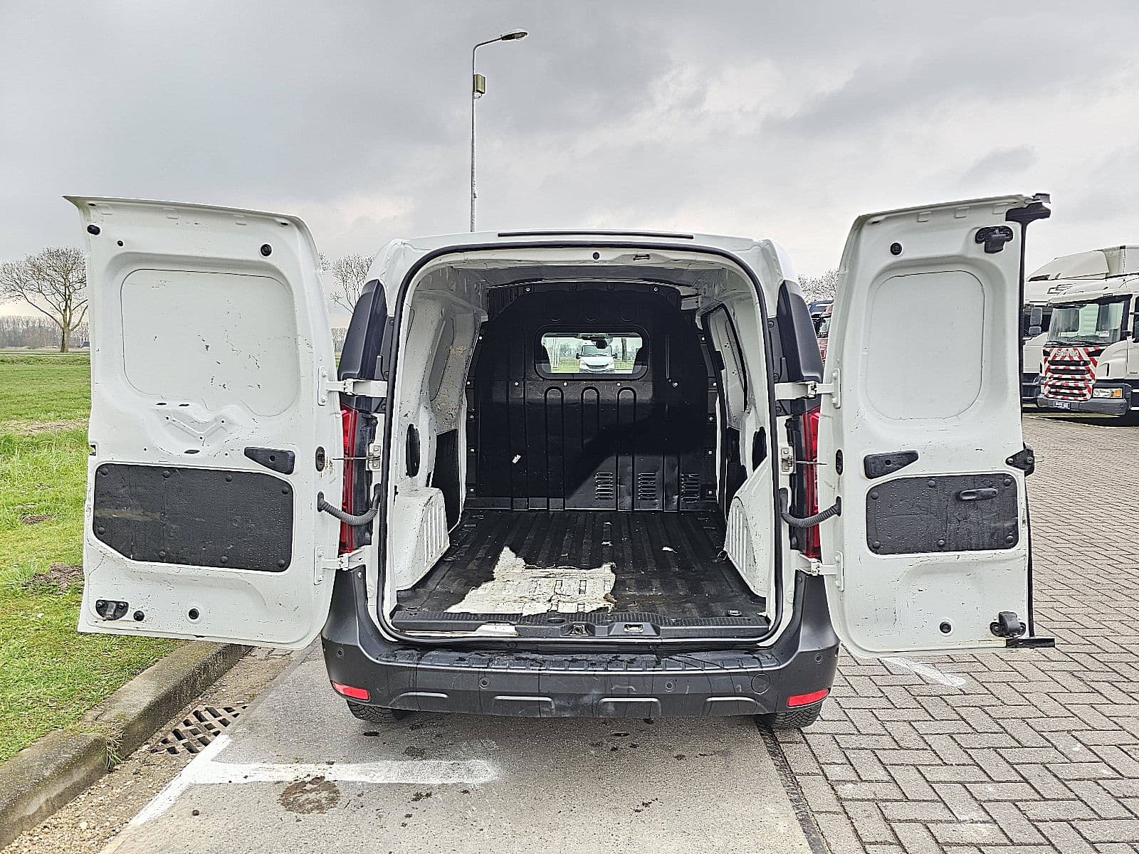 Renault Express thumbnail 12