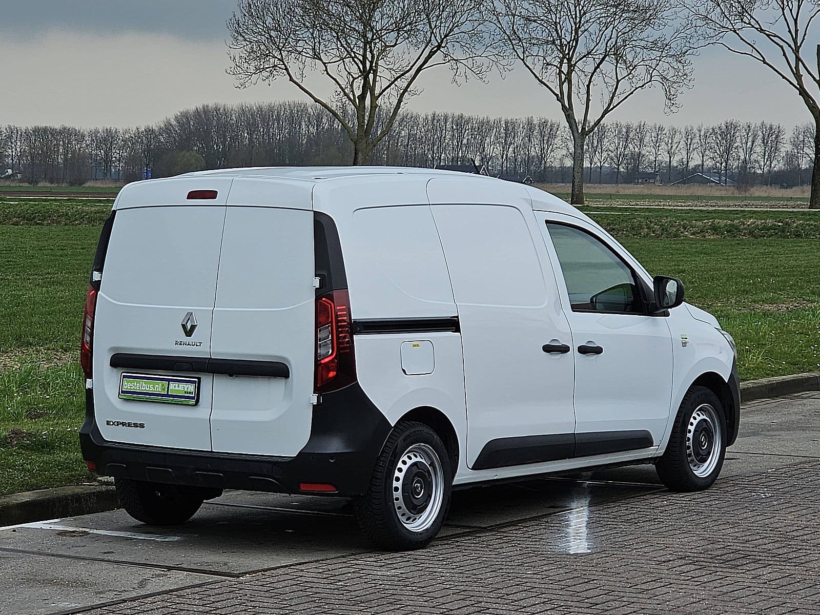 Renault Express thumbnail 3