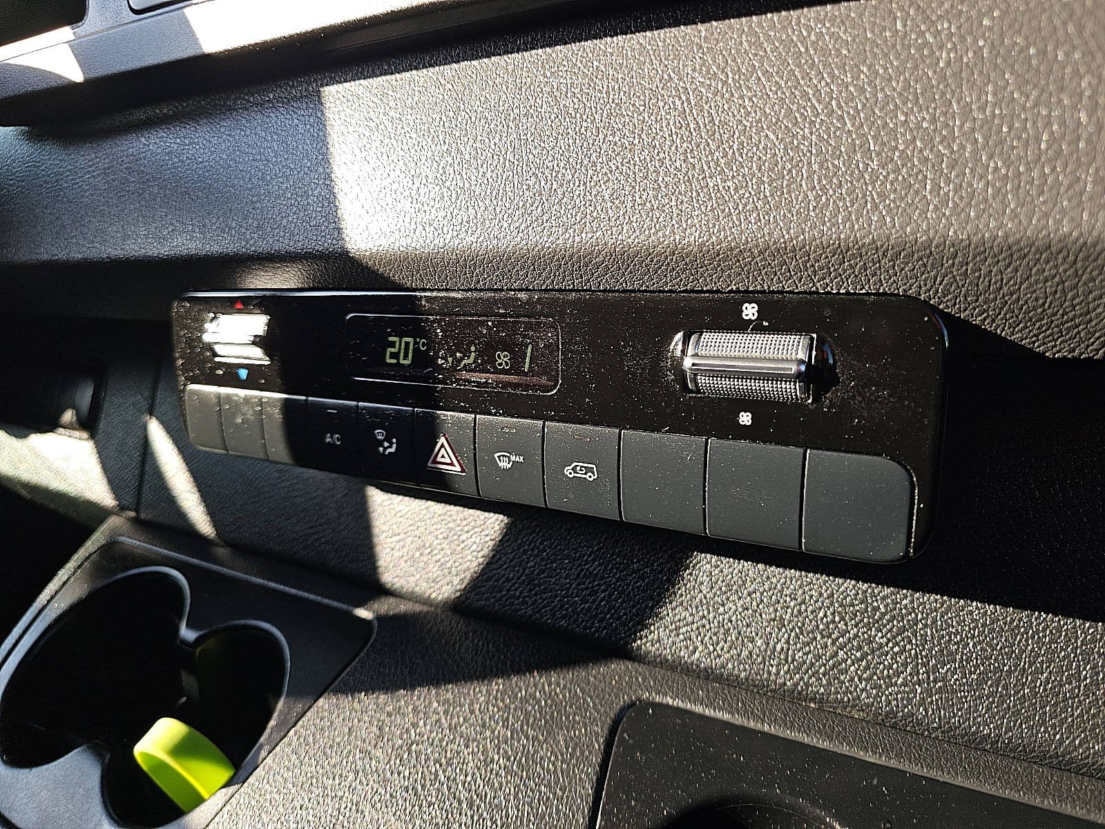 Mercedes-Benz Sprinter thumbnail 9