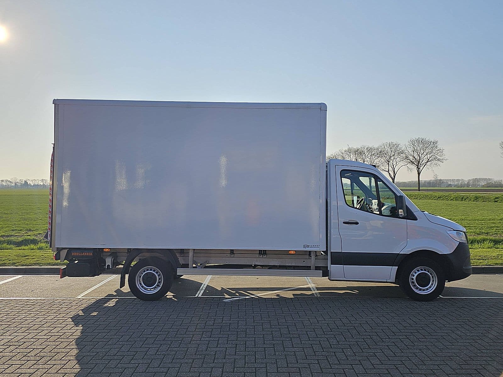 Mercedes-Benz Sprinter thumbnail 14