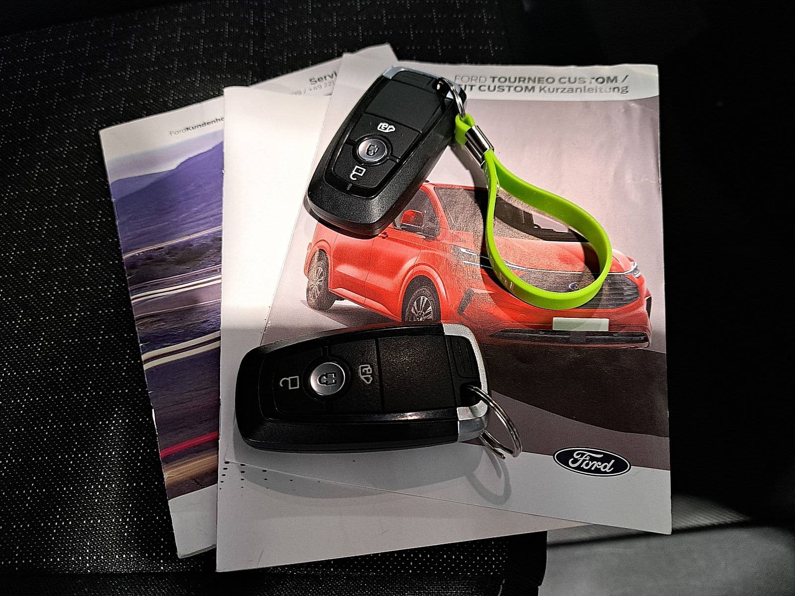 Ford Transit thumbnail 10