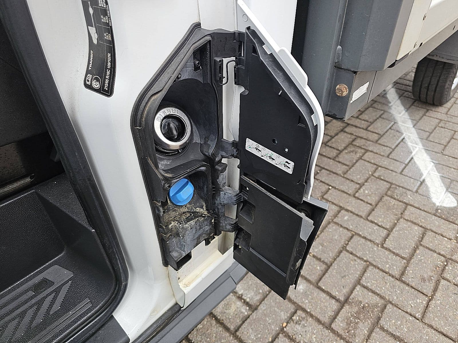 Ford Transit thumbnail 13