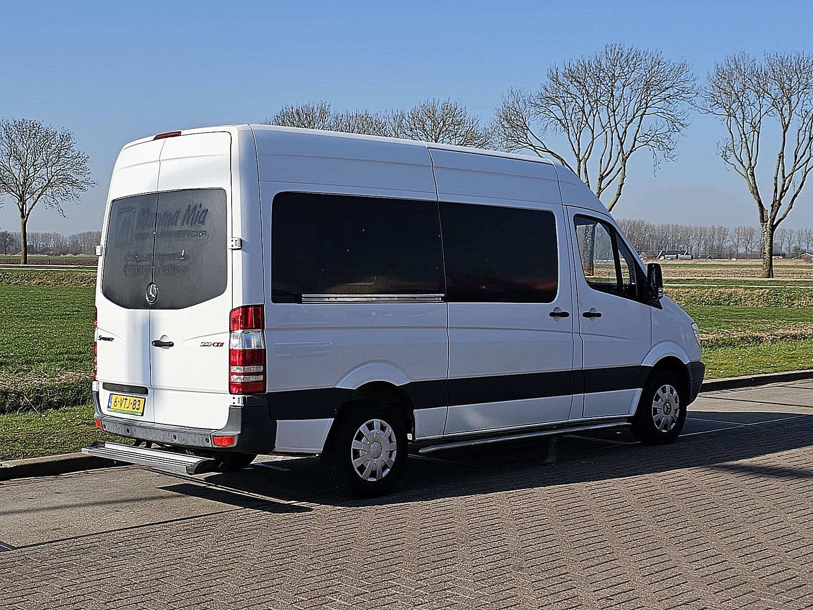 Mercedes-Benz Sprinter thumbnail 3
