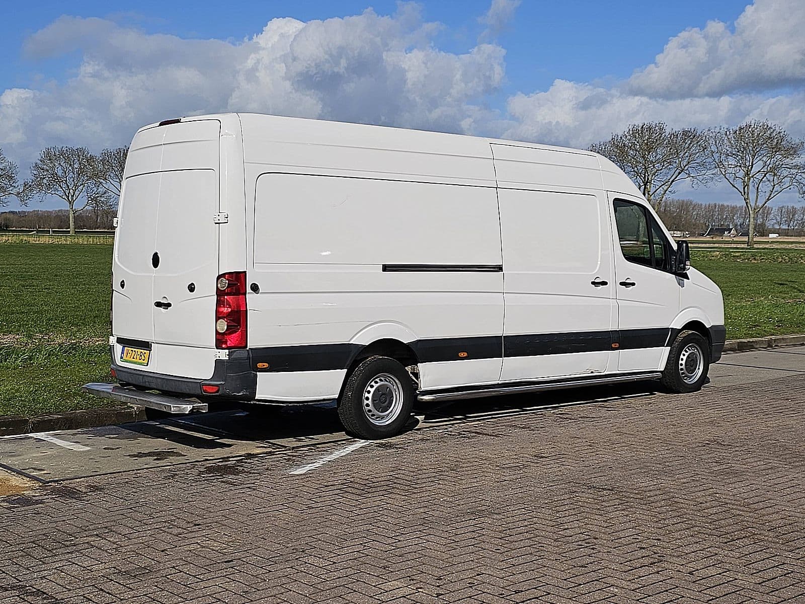 Volkswagen Crafter thumbnail 3