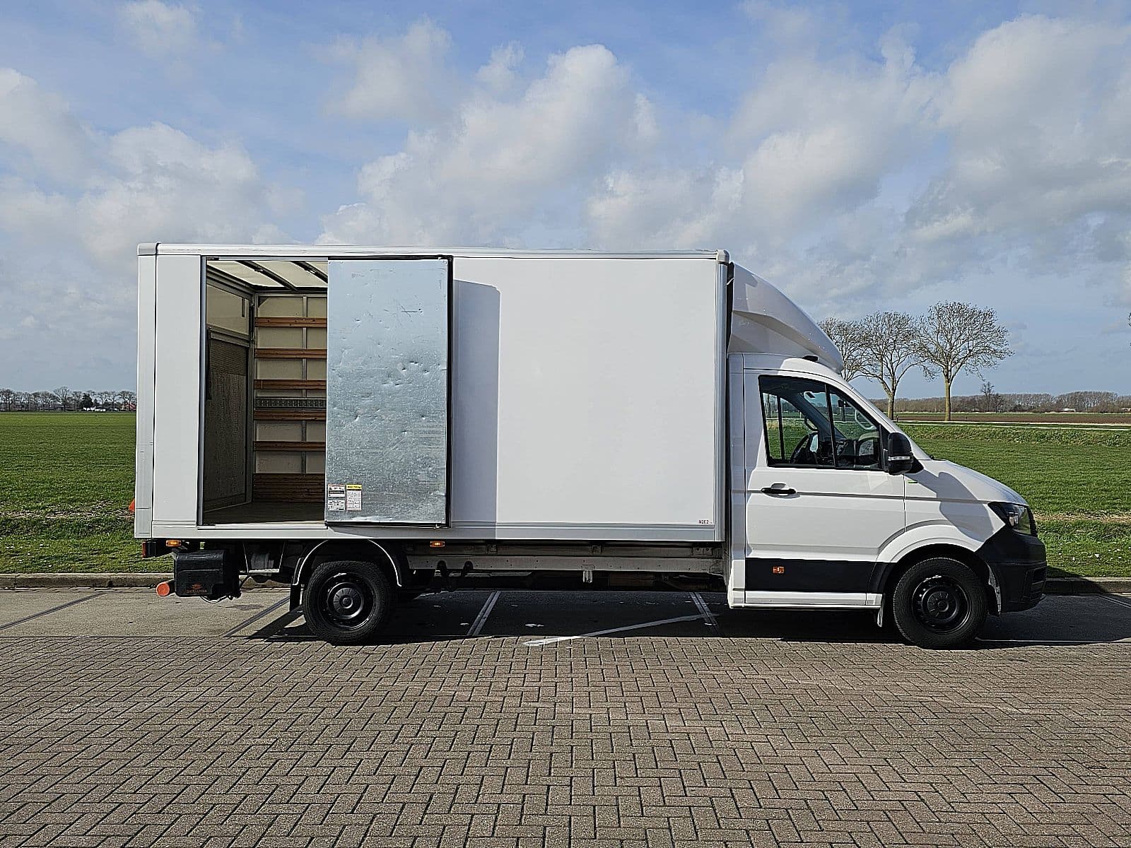 Volkswagen Crafter thumbnail 13