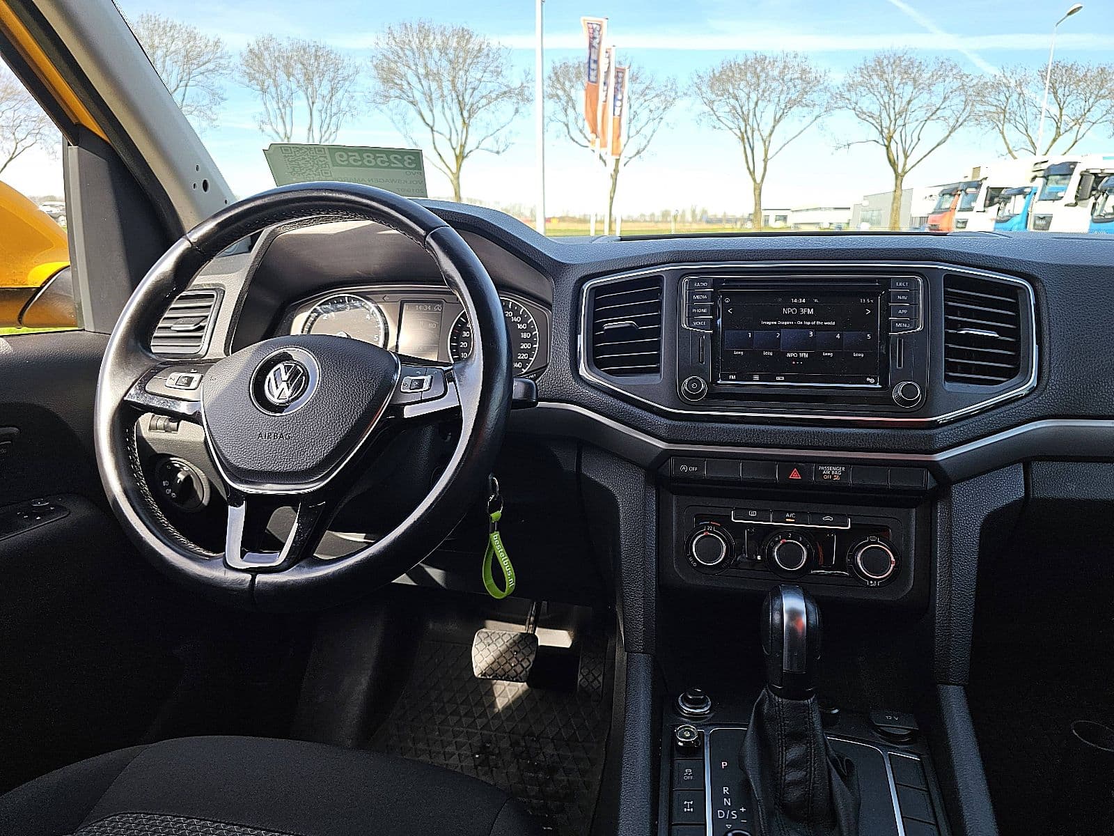 Volkswagen Amarok thumbnail 7