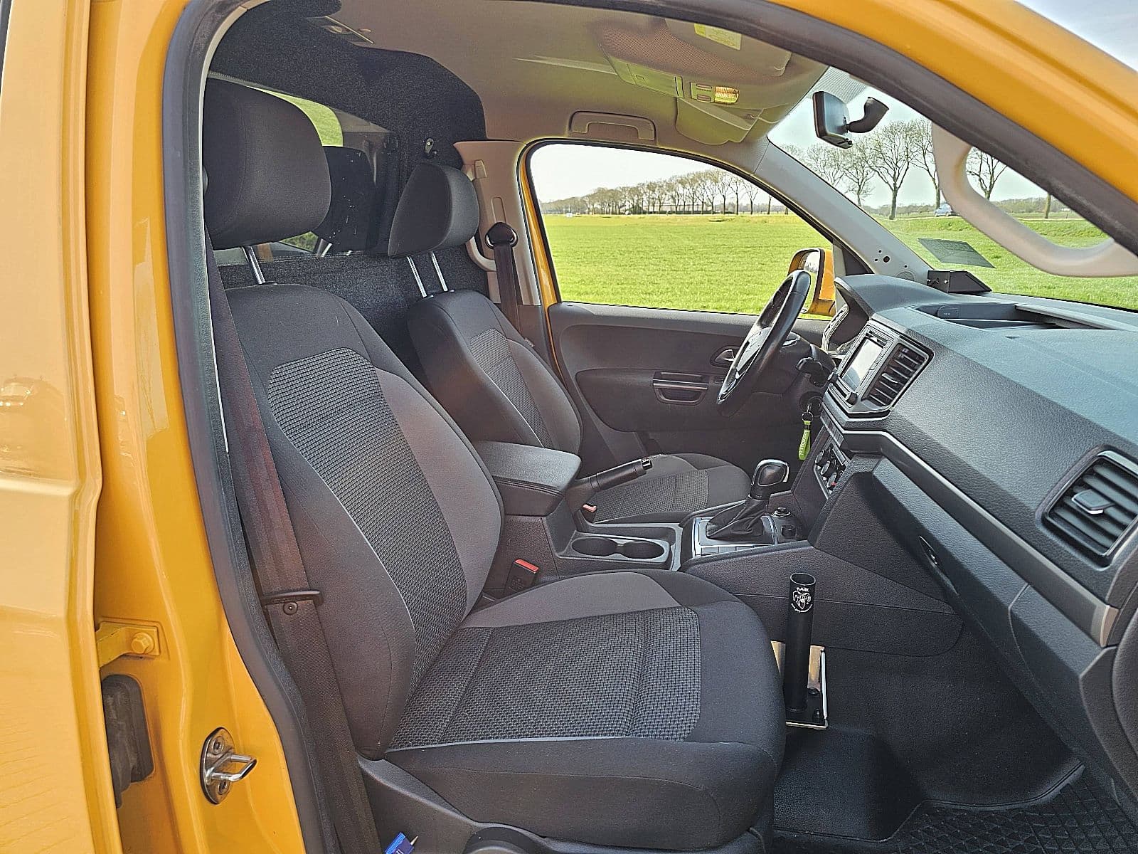 Volkswagen Amarok thumbnail 6