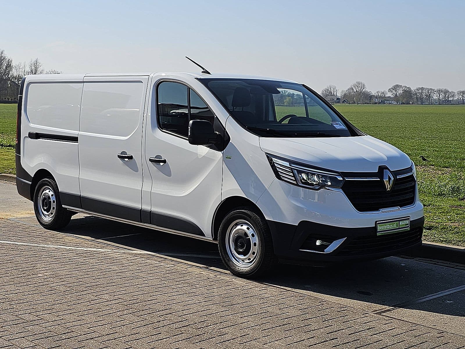 Renault Trafic thumbnail 4