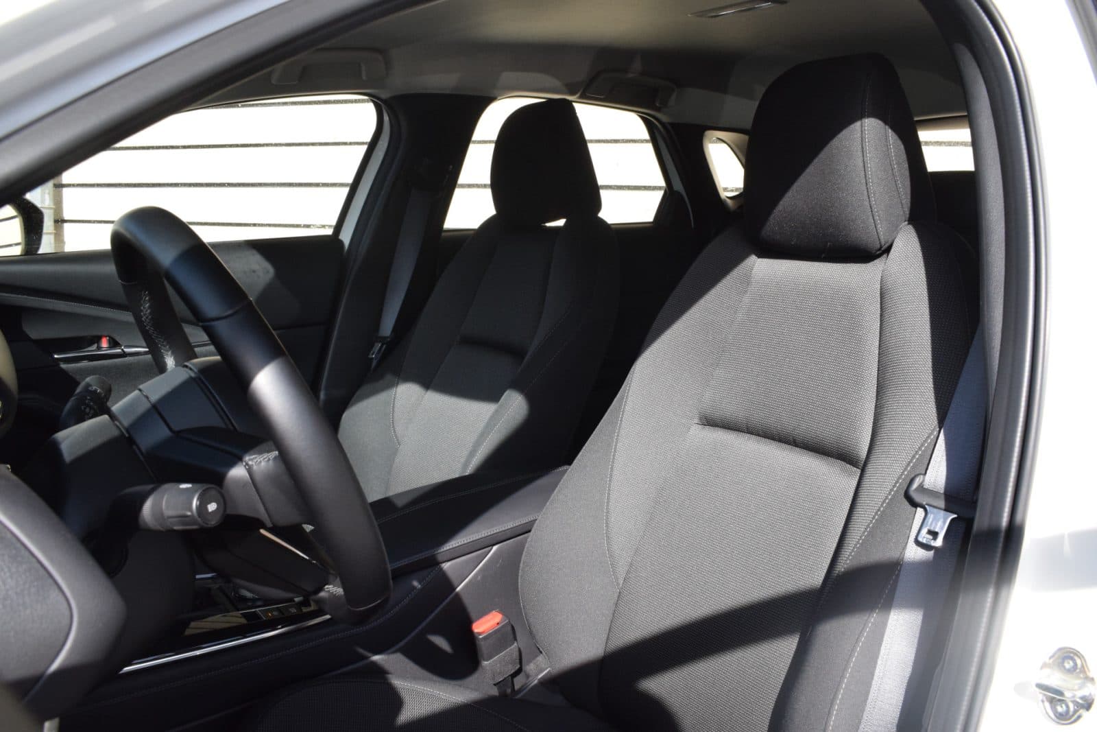 Mazda CX-30 2.0 e-SkyActiv-X 186 pk M Hybrid Centre-line thumbnail 11