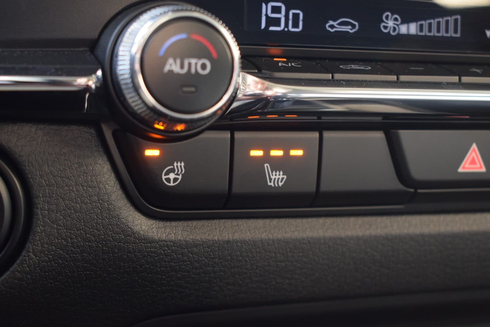 Mazda CX-30 2.0 e-SkyActiv-X 186 pk M Hybrid Centre-line thumbnail 23