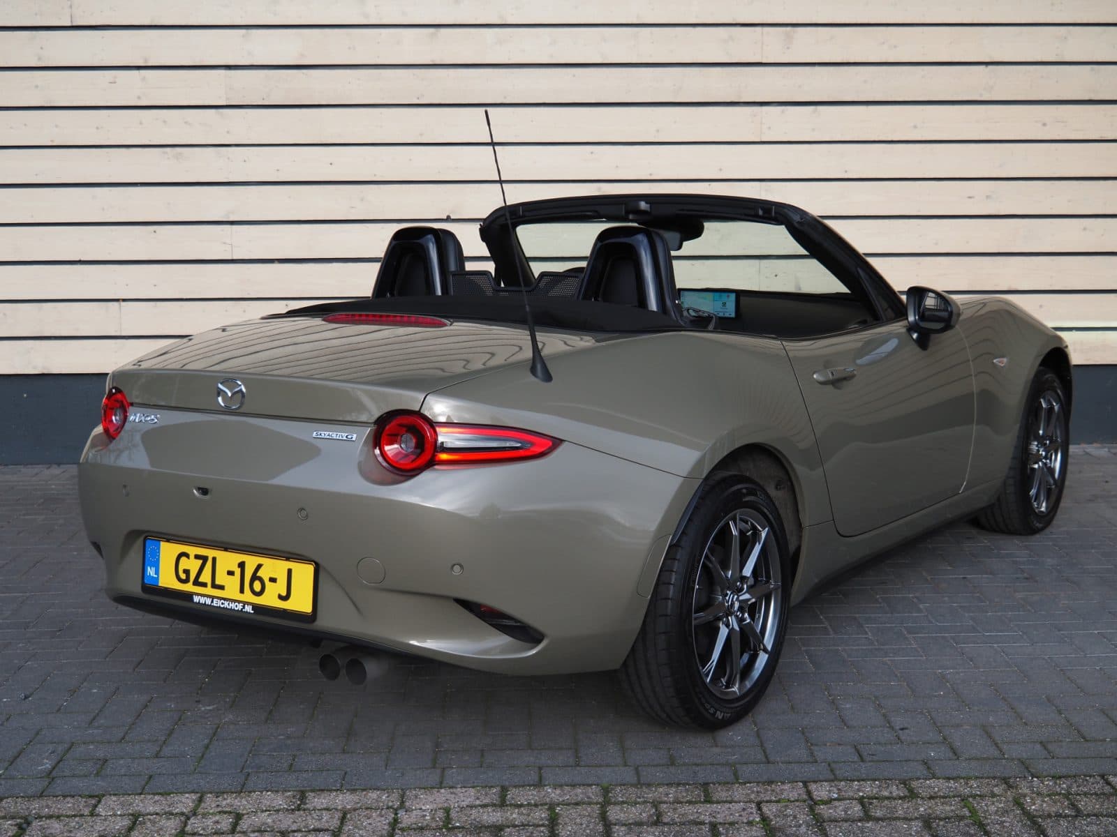 Mazda MX-5 1.5 SkyActiv-G 132 Exclusive-Line – Nu ALL-IN voor € 499,- p.m i.c.m Private lease* thumbnail 8