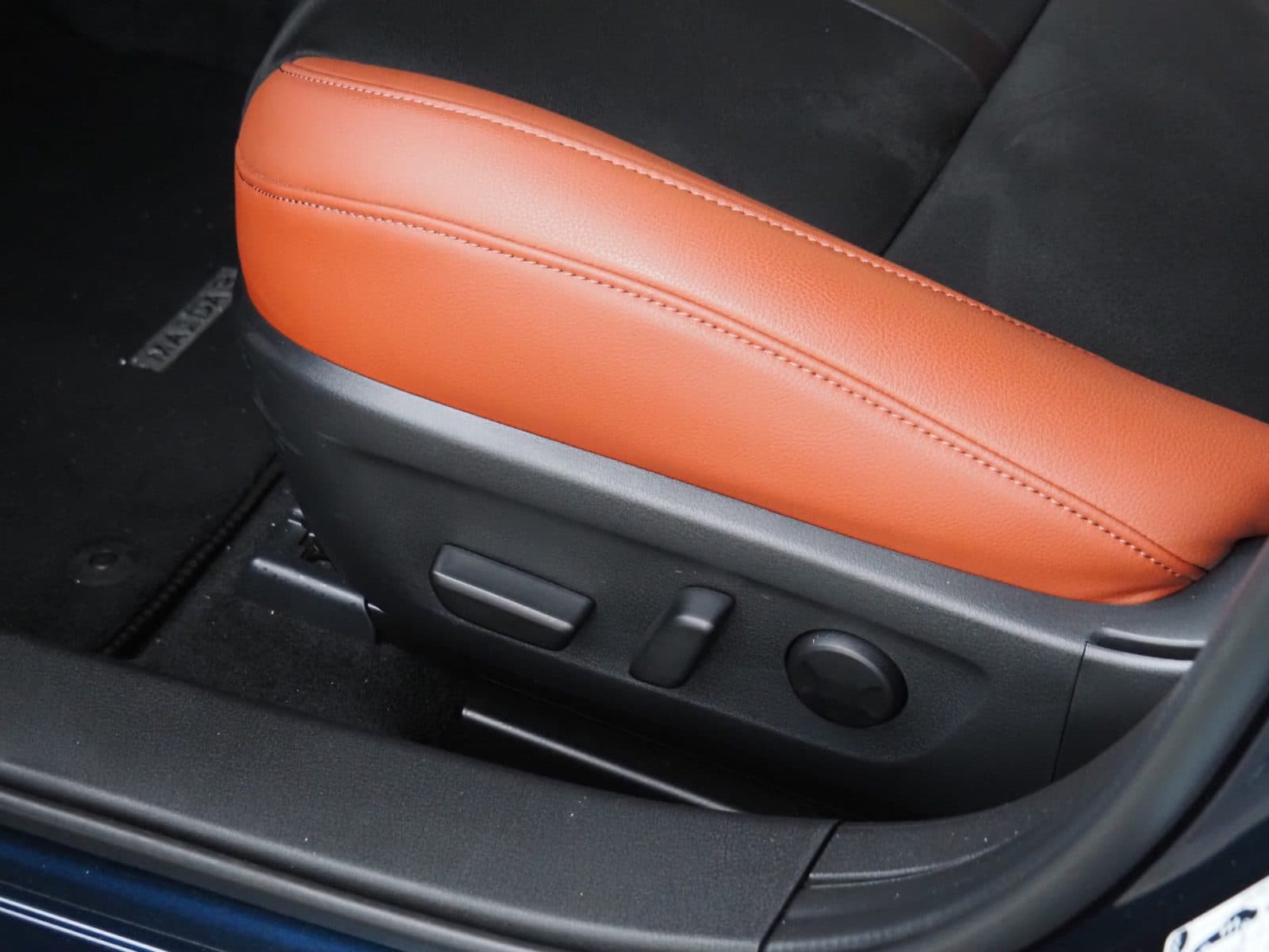 Mazda 3 2.0 e-SkyActiv-X M Hybrid 186 Nagisa thumbnail 12