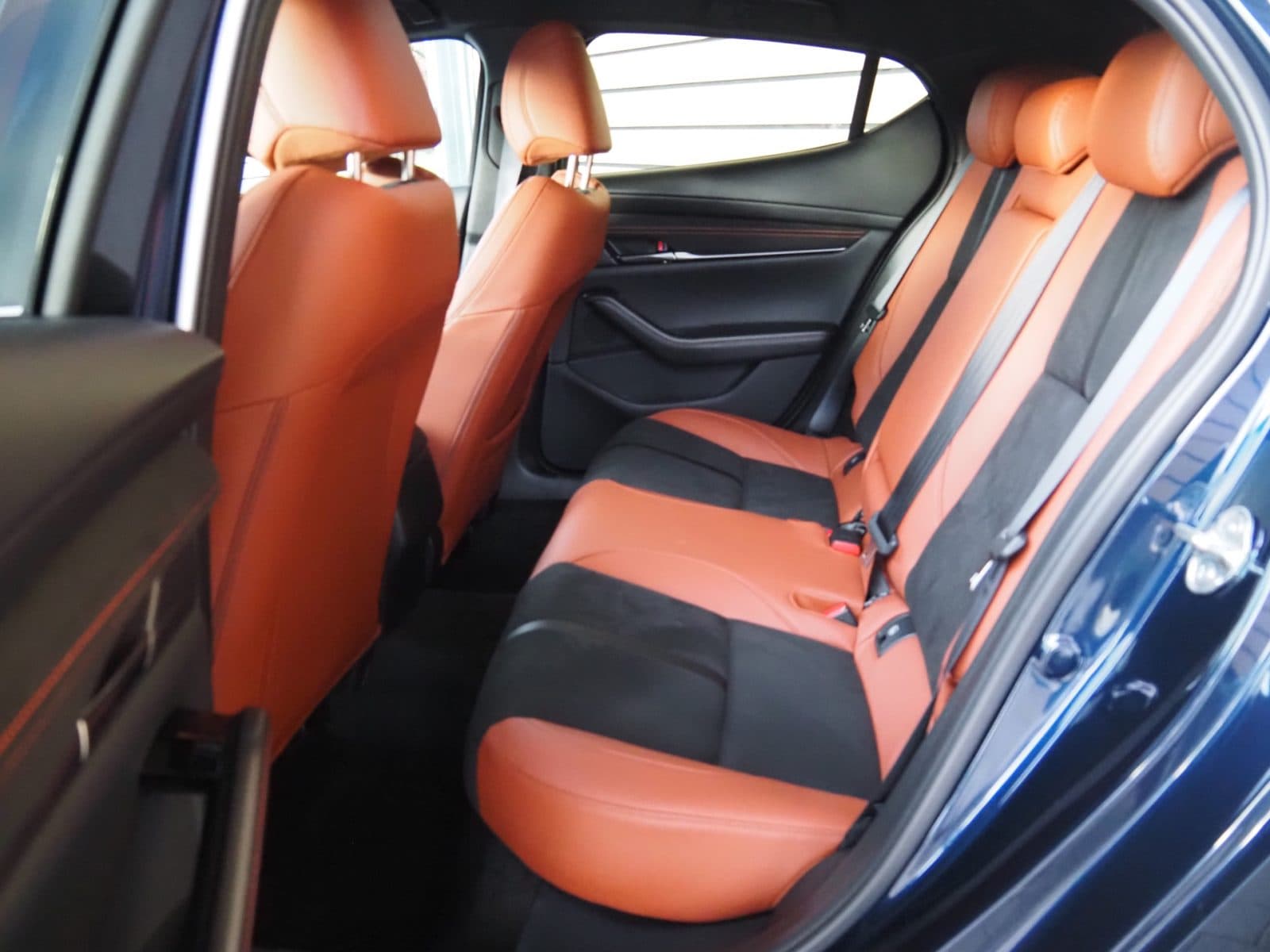 Mazda 3 2.0 e-SkyActiv-X M Hybrid 186 Nagisa thumbnail 14