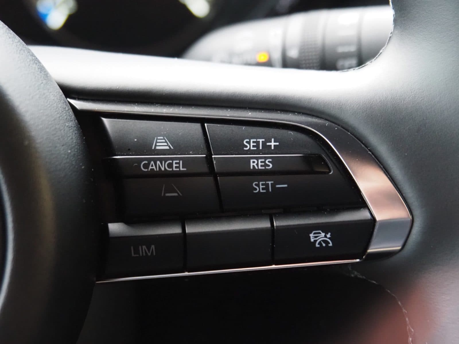 Mazda 3 2.0 e-SkyActiv-X M Hybrid 186 Nagisa thumbnail 16